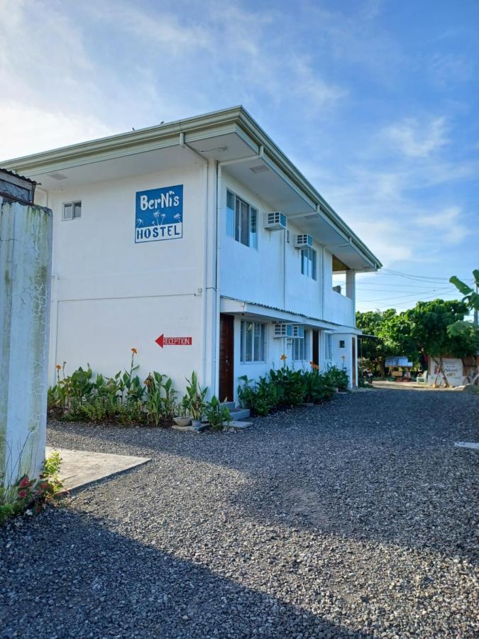 Bernis Hostel Moalboal Exterior foto