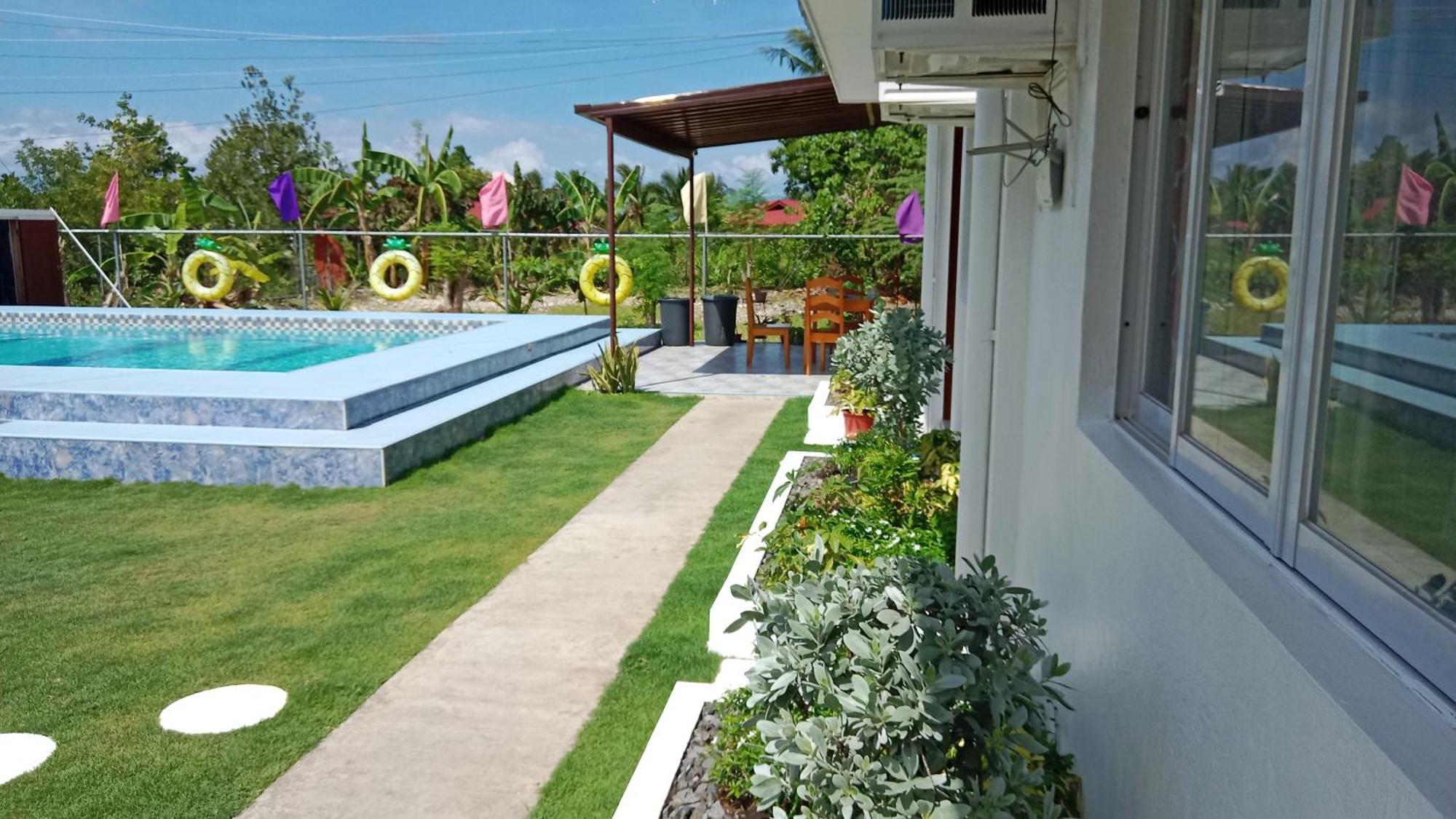 Bernis Hostel Moalboal Exterior foto